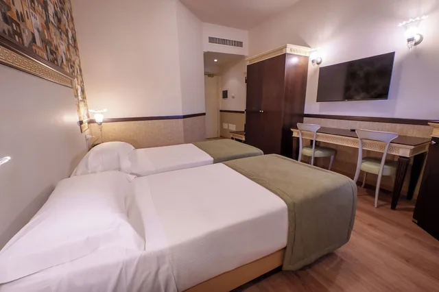 Classic, Double Bed, Zanhotel Meeting Centergross 1/10
