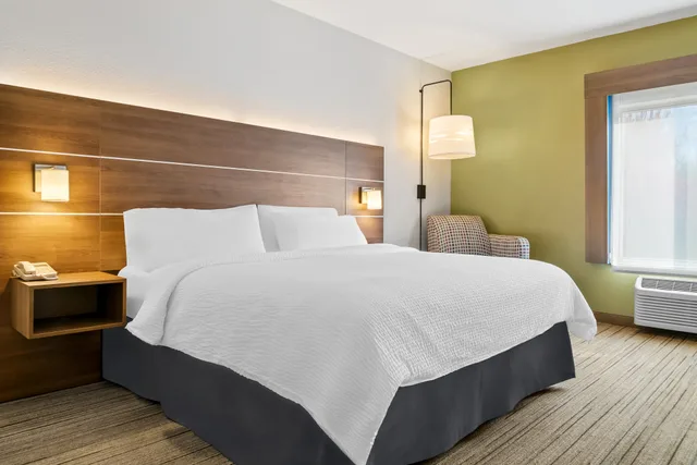 غرفة قياسية، Holiday Inn Express Hotel And Suites Marion 3/10