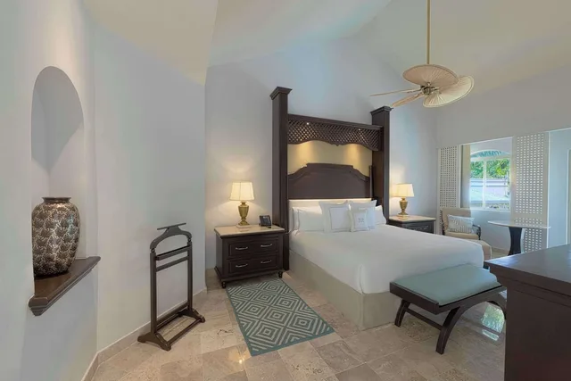 Pool, Relax, Luxury, King Bed، Royal Hideaway Playacar All Inclusive - Adults Only 3/5