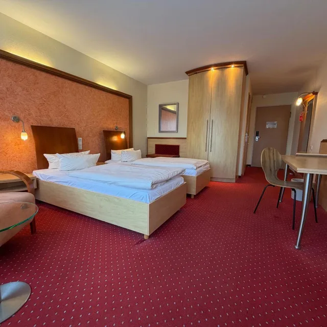 غرفة بسرير مزدوج، Ascot Bristol Hotel Potsdam 2/9