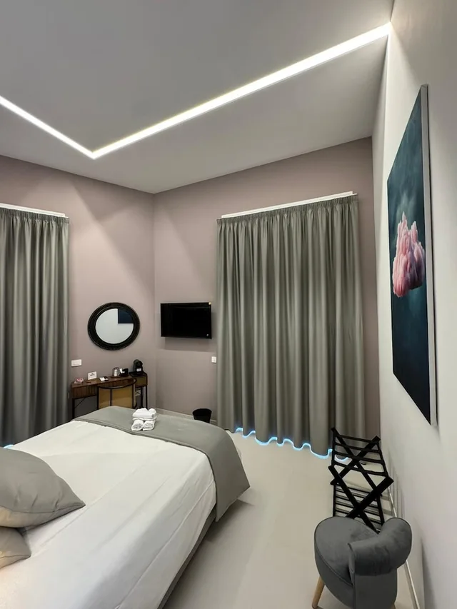 شقة فاخرة بسريرين كينج وسرير فردي بإطلالة على المدينة بشرفة، Poerio Station Rooms & Apartment 6/10