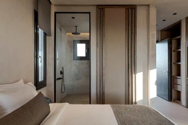 Elegant, Suite, Hot Tub، North Santorini Luxury Spa Hotel 1/10