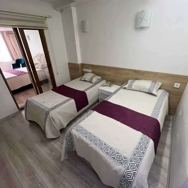 غرفة قياسية ثلاثية، Garra Hotels 1/6