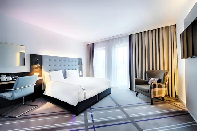 Universal, Accessible، Premier Inn Wiesbaden City Centre 1/1