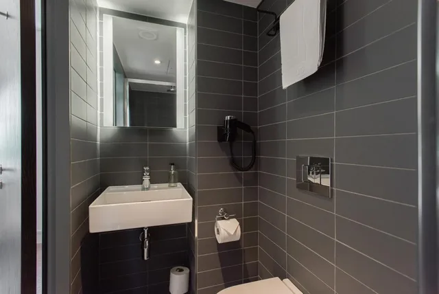 غرفة عائلية، The Mowbray Court Hotel 2/2