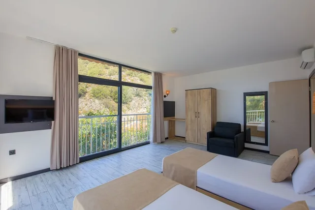 غرفة عائلية ثلاثية بسرير مزدوج وسرير فردي بإطلالة على البحر، Meri Hotel Oludeniz 5/7