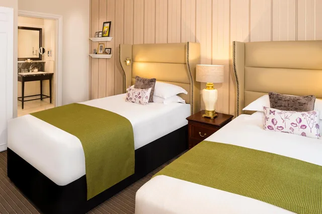 غرفة بسرير كينج، The Baileys Hotel London 1/4