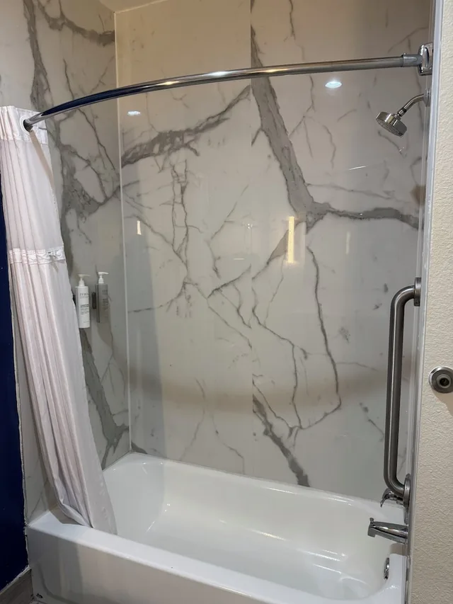 Room, King Bed, Accessible, Spark by Hilton Opelousas 5/5