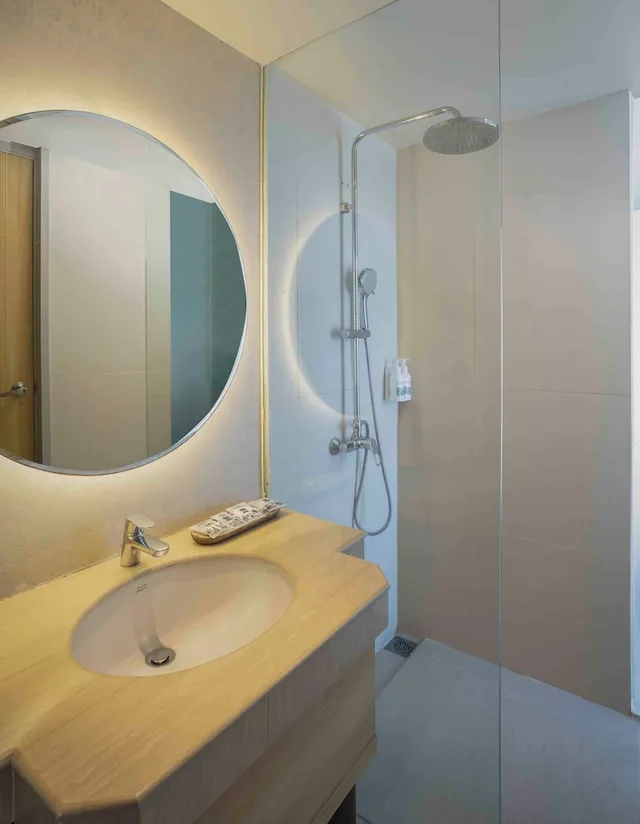 غرفة ديلوكس بسرير كينج، Hotel Solaris Kuta Bali 6/7