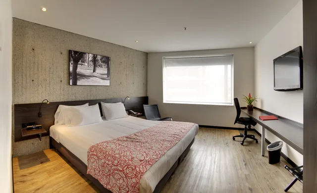 Junior Suite, King Bed, Hotel B3 Virrey 2/4