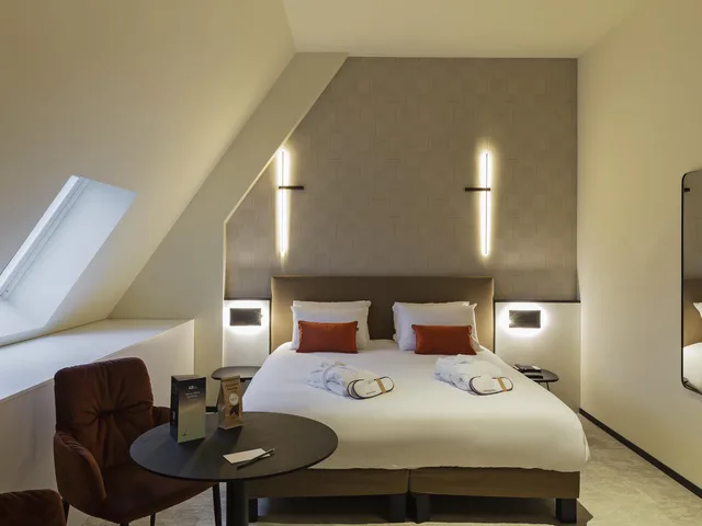 جناح جونيور بشرفة بحوض استحمام، Mercure Namur Hotel 1/6