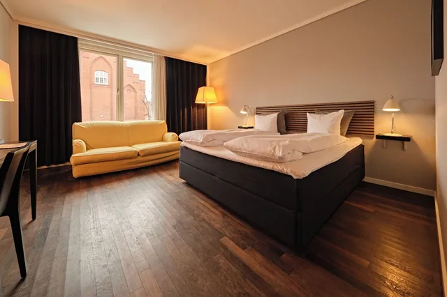 Standard, King Bed, Grand Wing, First Hotel Grand Odense 1/2