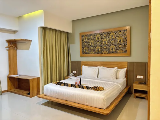 غرفة تنفيذية بسرير مزدوج، Luminor Hotel Banyuwangi Yos Sudarso 1/10