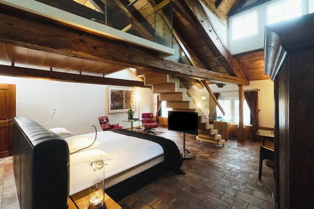 جناح دوبلكس جونيور بسرير كينج، Widder Hotel 1/2