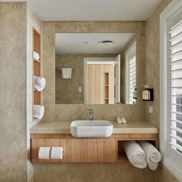 Superior, King Bed, Bay View، The Brighton Hotel Sydney - Mgallery Collection 8/10