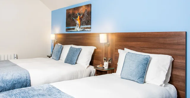 Classic, Family, 1 Double and 1 Single Bed, Last Drop Village Hotel And Spa 4/5
