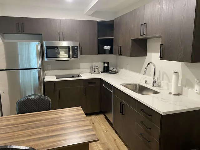 جناح بسرير كينج، Best Western Lake Lucille Inn 3/6