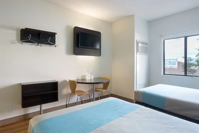 Room, 2 Double Beds, Bathtub, Accessible, Motel6 Page, AZ 10/10