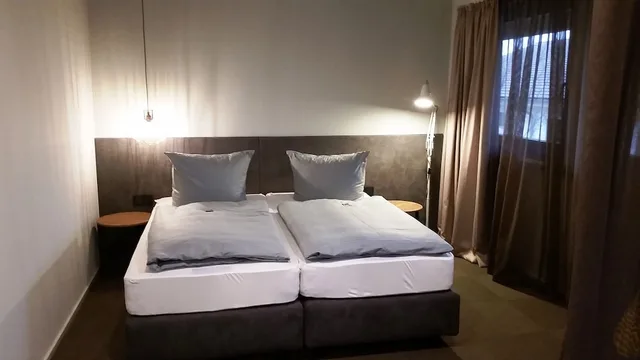 Deluxe, Twin Beds, Sofa, Novitel Kirchheim 3/4