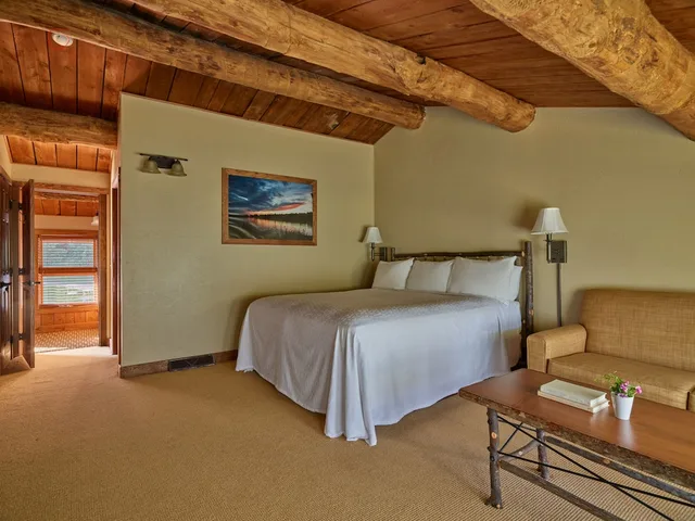 شاليه بسريرين كينج وسرير كوين بـ5 غرف نوم مع أريكة، Seven Springs Resort 8/8