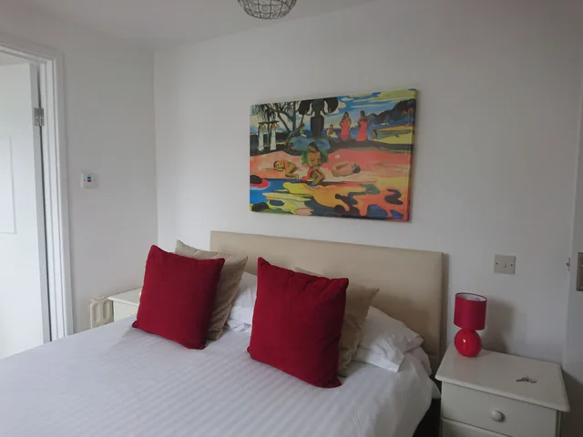 جناح بسرير مزدوج بإطلالة على الحديقة مع أريكة، Sarum Hotel 4/9