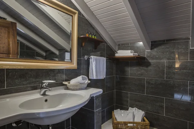 Loft, Executive, Suite, Queen Bed، Faros Suites - Adults Only 2/2