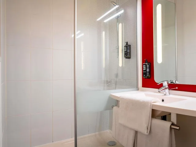 Standard, Multiple Beds, Ibis Bayonne Centre 6/9