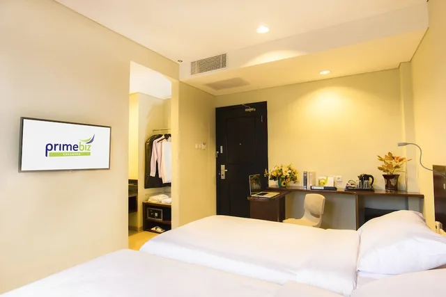 غرفة ديلوكس بسرير كينج، PrimeBiz Hotel Karawang 1/1