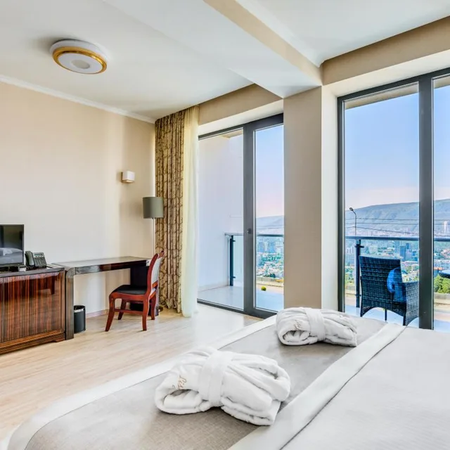 غرفة بسرير كينج، Lisi Hills Hotel 1/10