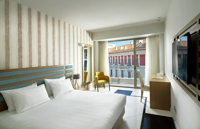 Double Room Deluxe City View, Athens Tiare by Mage Hotels 1/2