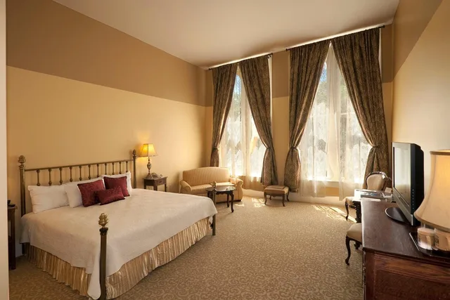غرفة ديلوكس، Historic Plaza Hotel 3/10