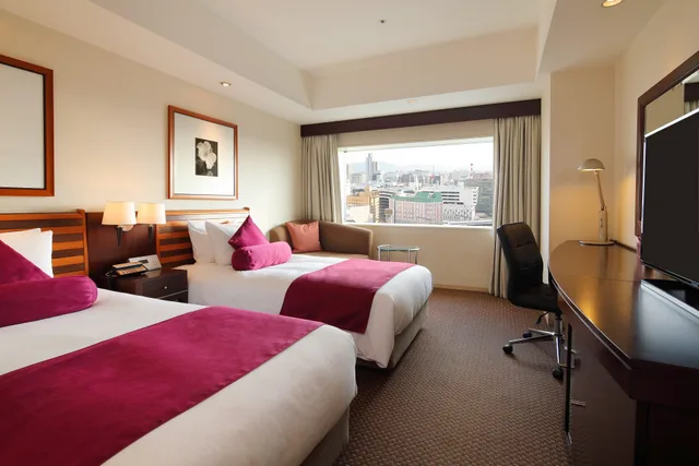 غرفة بريميوم بسريرين منفصلين مع دخول الصالة في طابق مرتفع، Ana Crowne Plaza Okayama Formerly Ana Hotel Okayama 1/3