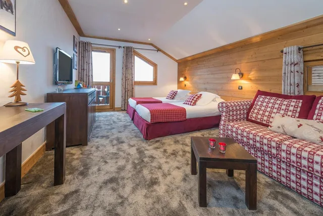 غرفة كبيرة بسرير مزدوج أو سريرين منفصلين، Hotel La Chaudanne 2/4