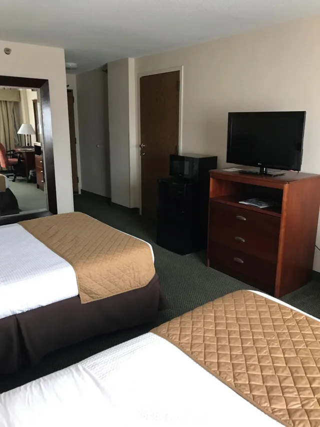 Mini, Suite, Double Bed, Capital Plaza Hotel 3/6