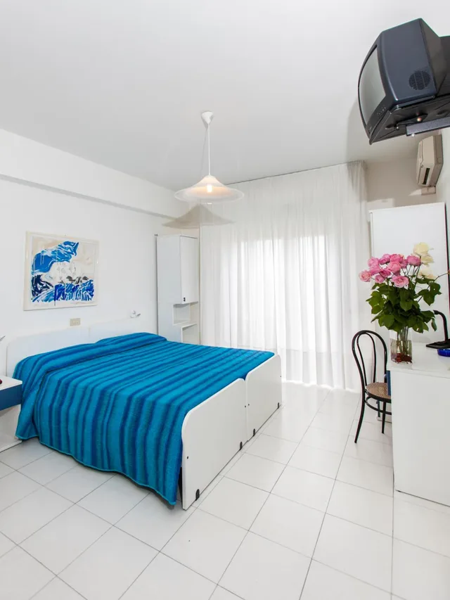 Room, Double or Twin Bed, Balcony, Wally Hotel 1/8