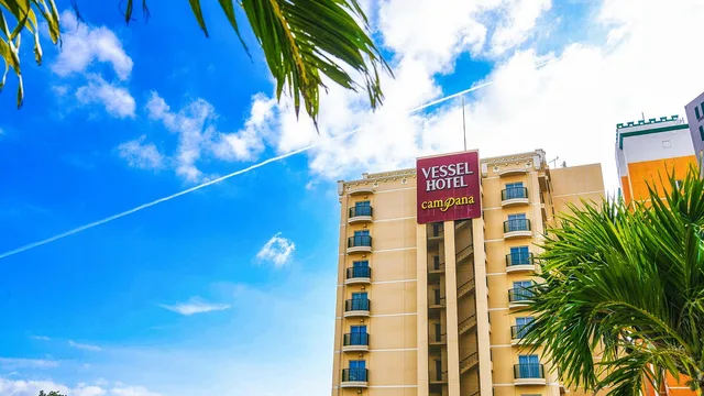 Room, Twin Beds, Main Tower, Vessel Hotel Campana Okinawa 1/1