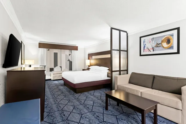 جناح استوديو بسرير كينج مع أريكة، Best Western Slidell Hotel 3/4