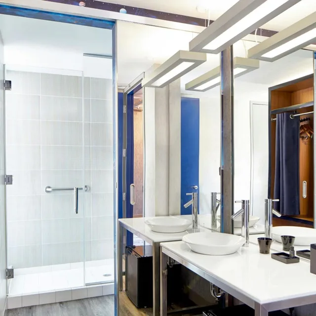 Aloft, Guest Room, King Bed، Aloft Dulles Airport North 5/9