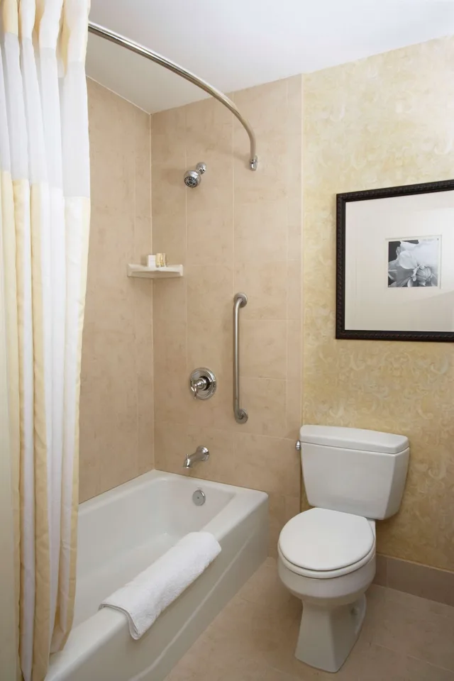 Room, 2 Double Beds, Scenic View، Hilton Garden Inn Lancaster 2/2