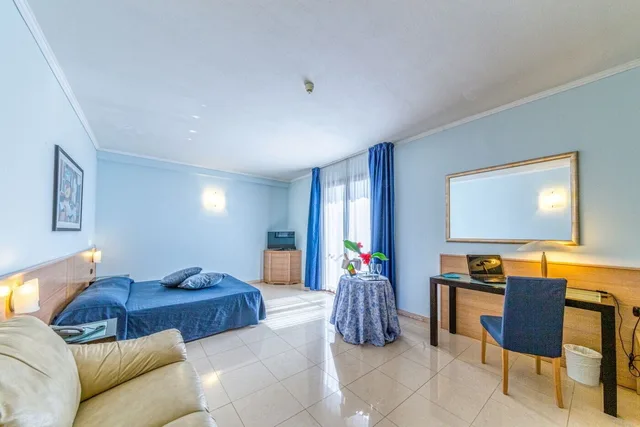 غرفة سوبيريور رباعية، Le Torri Hotel 4/5
