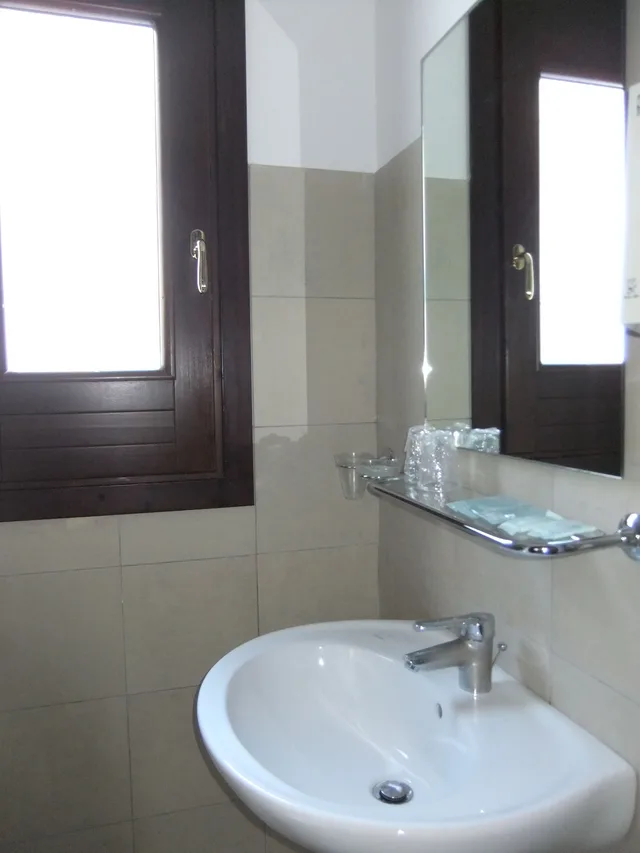 غرفة رباعية بسرير مزدوج وسريرين منفصلين، Hotel Villa Ionia 4/4