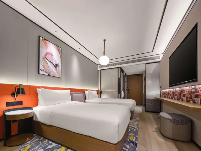 غرفة بسريرين منفصلين، Hangzhou West Lake Hubin Yintai Atour Hotel 4/4