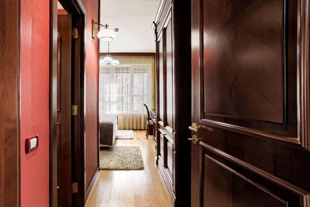 جناح بسرير كوين، Best Western Central Hotel 5/5