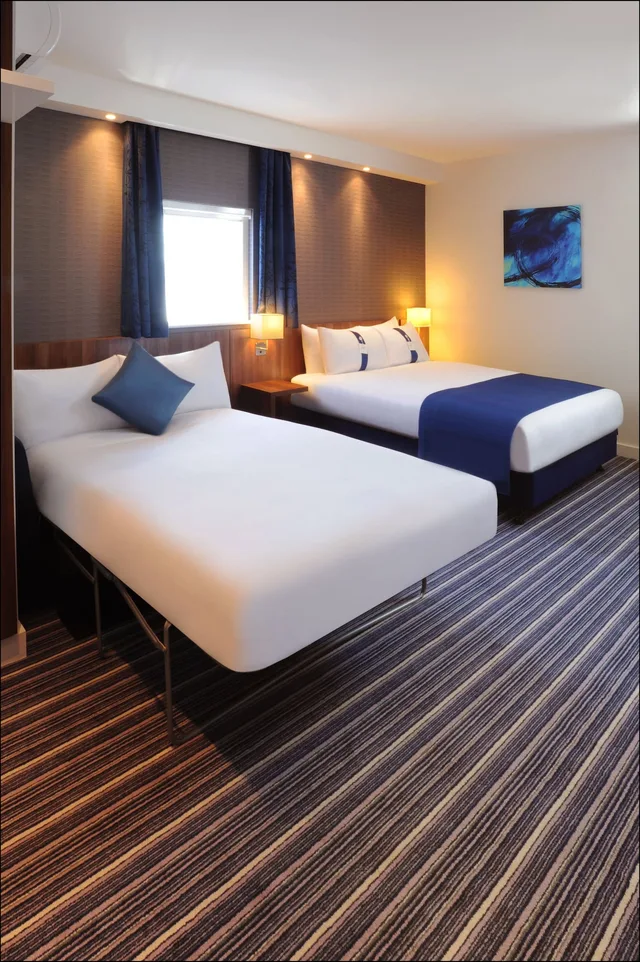 غرفة قياسية بسرير فردي، Holiday Inn Express Birmingham - Snow Hill 4/10