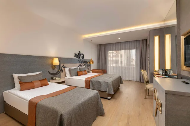 Standard, Single, Lateral Side Sea View، Kirman Hotels Belazur Resort and Spa 4/4