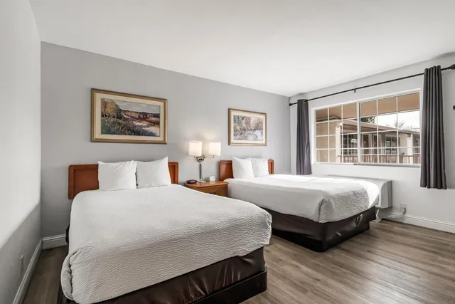 غرفة بسريرين مزدوجين، Heritage Inn Express Chico 6/10