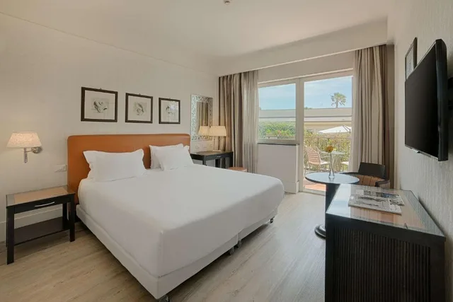 غرفة قياسية بشرفة، Nh Parco Degli Aragonesi Hotel 4/6