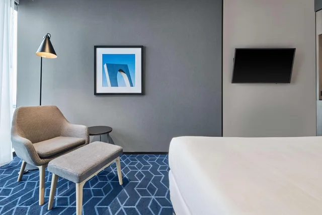 غرفة بريميوم بسريرين كوين بإطلالة على المرفأ، Vibe Hotel Melbourne Docklands 3/7