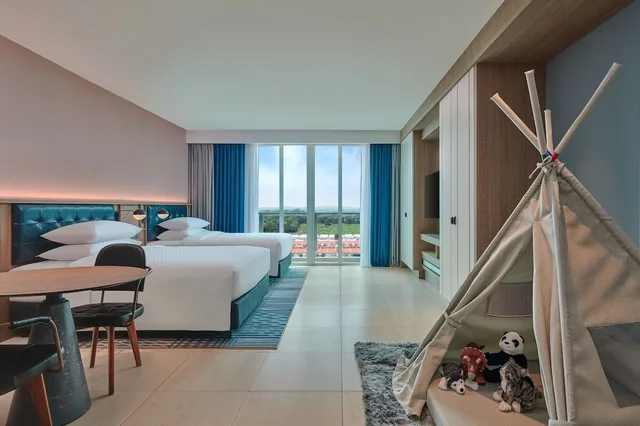 غرفة عائلية بسرير كينج، Four Points By Sheraton Desaru 6/9