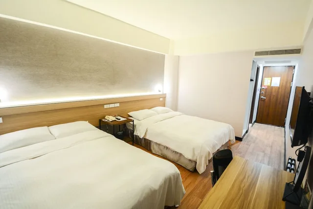غرفة كلاسيكية رباعية بسريرين مزدوجين، Green World New World Hotel 1/7